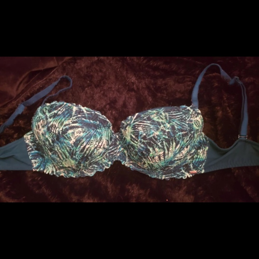Victoria’s Secret Pink Push Up Bra